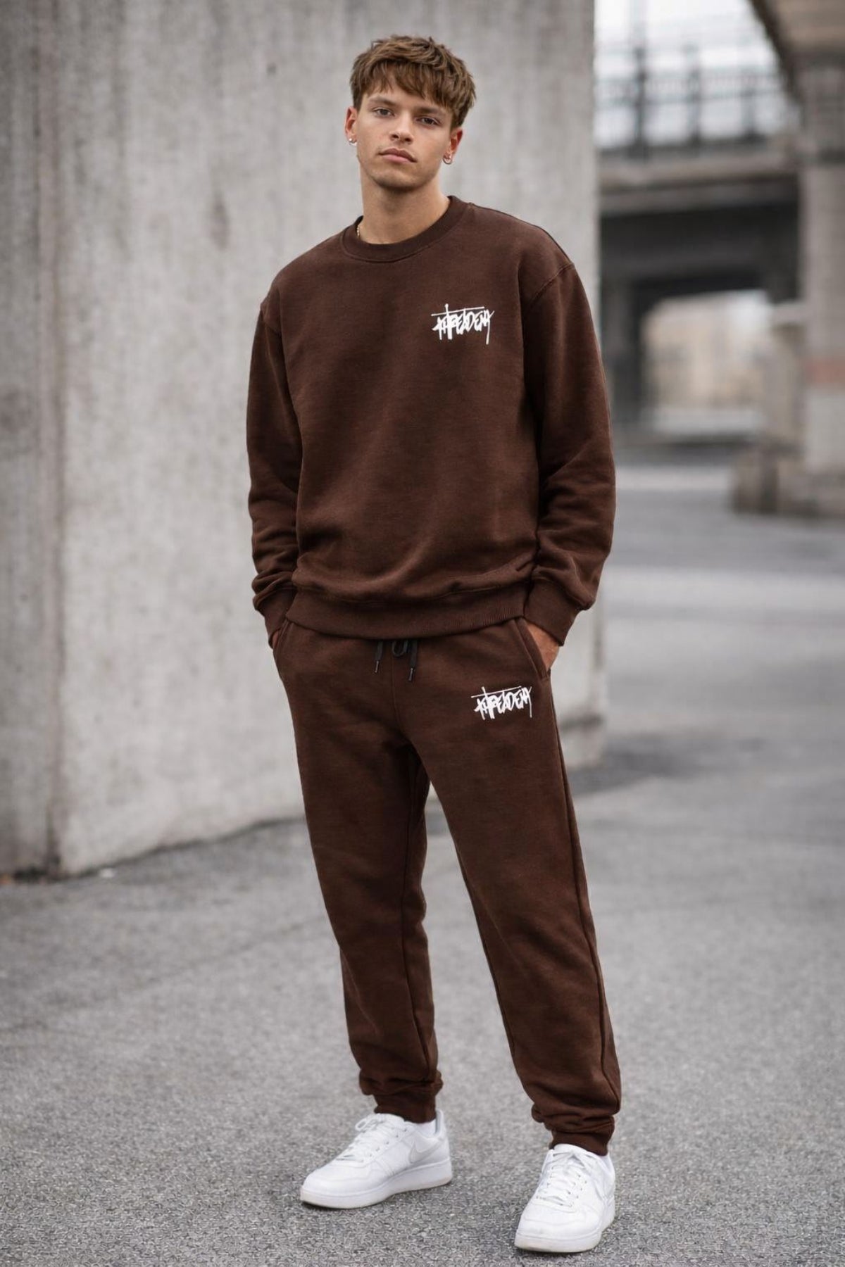 Round-neck Track Suit